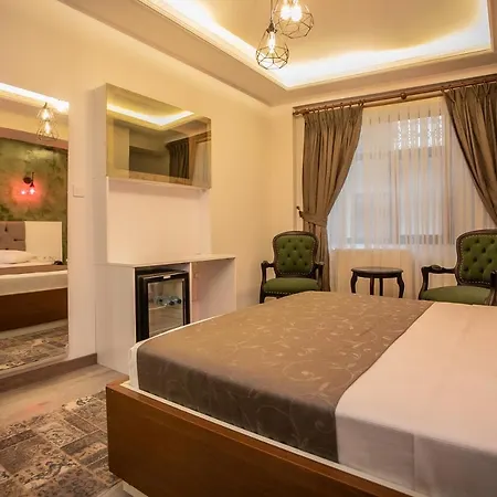 Pera Capitol Hotell
