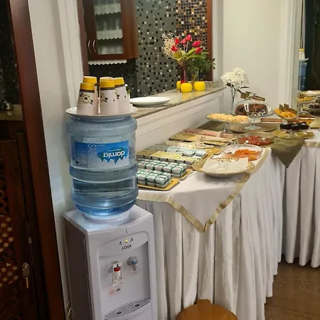 Pera Capitol Hotell
