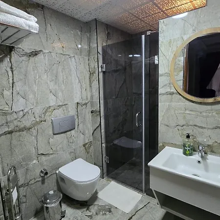 Pera Capitol 3* Istambul