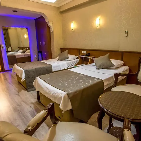Pera Capitol Hotell
