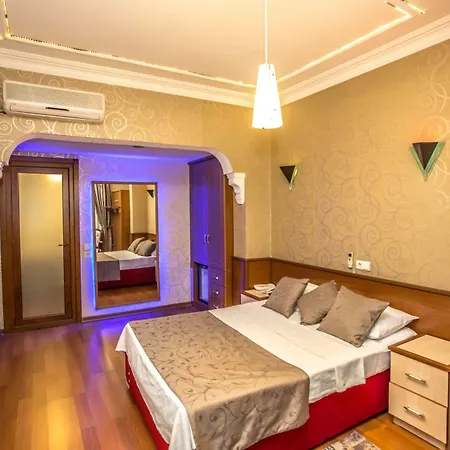 Pera Capitol Hotell