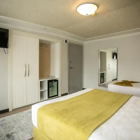 Szálloda Pera Capitol - Taksim & Istiklal 3*