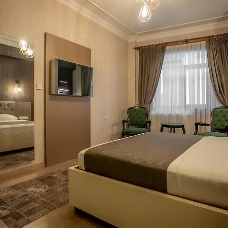 Pera Capitol - Taksim & Istiklal