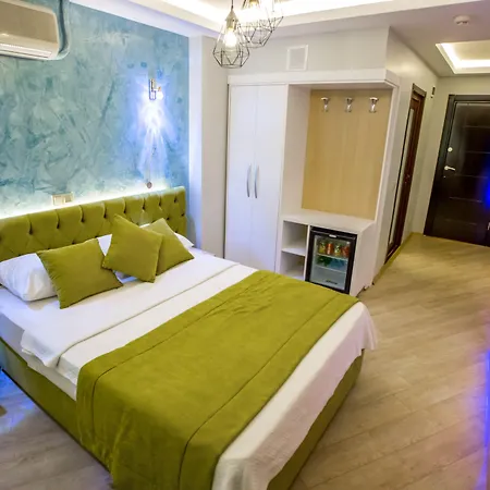 Отель Pera Capitol - Taksim & Istiklal 3*