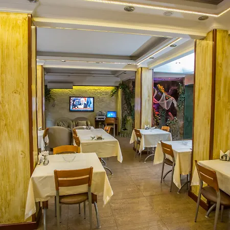 Отель Pera Capitol - Taksim & Istiklal 3*