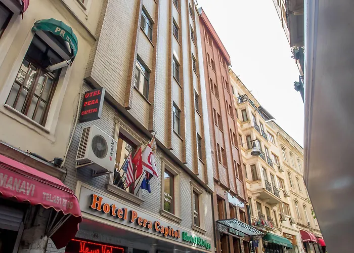 Pera Capitol - Taksim & Istiklal 3*