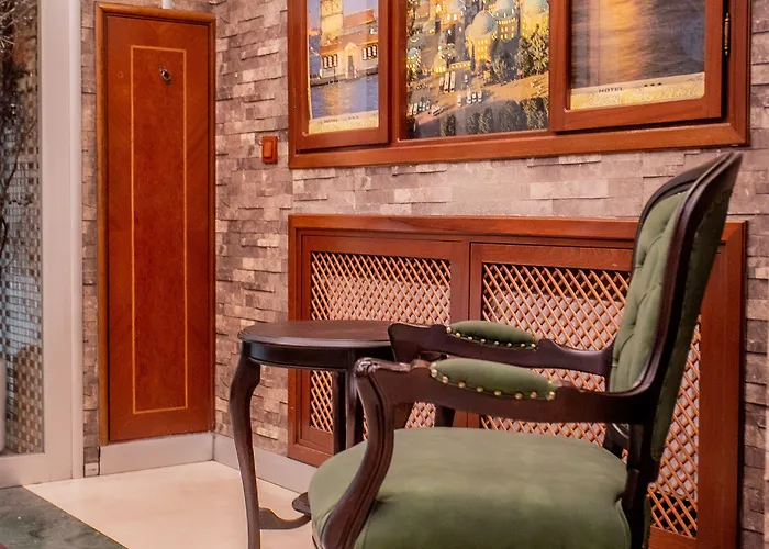 Pera Capitol - Taksim & Istiklal 3* Stambuł