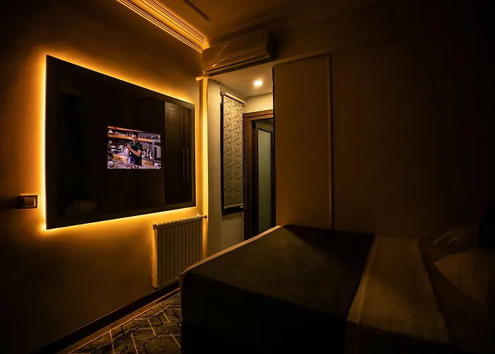 Hotel Pera Capitol - Taksim & Istiklal 3*