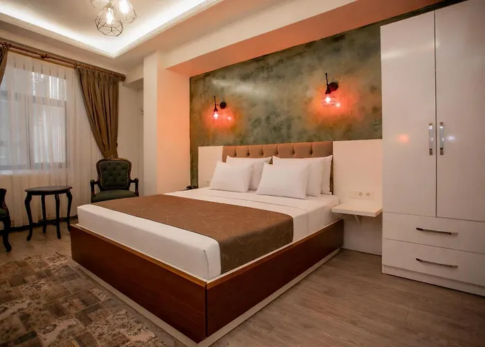Hotel Pera Capitol - Taksim & Istiklal 3*