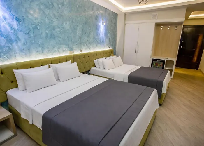 Pera Capitol - Taksim & Istiklal Hotel 3*
