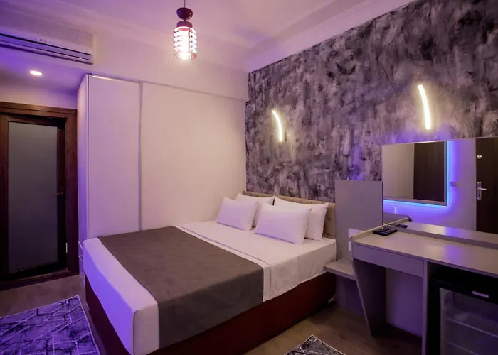 Pera Capitol - Taksim & Istiklal