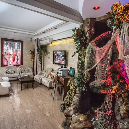 Pera Capitol - Taksim & Istiklal Hotel Istanboel