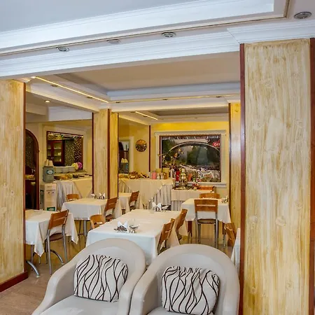 Pera Capitol 3* Istanbulská provincie